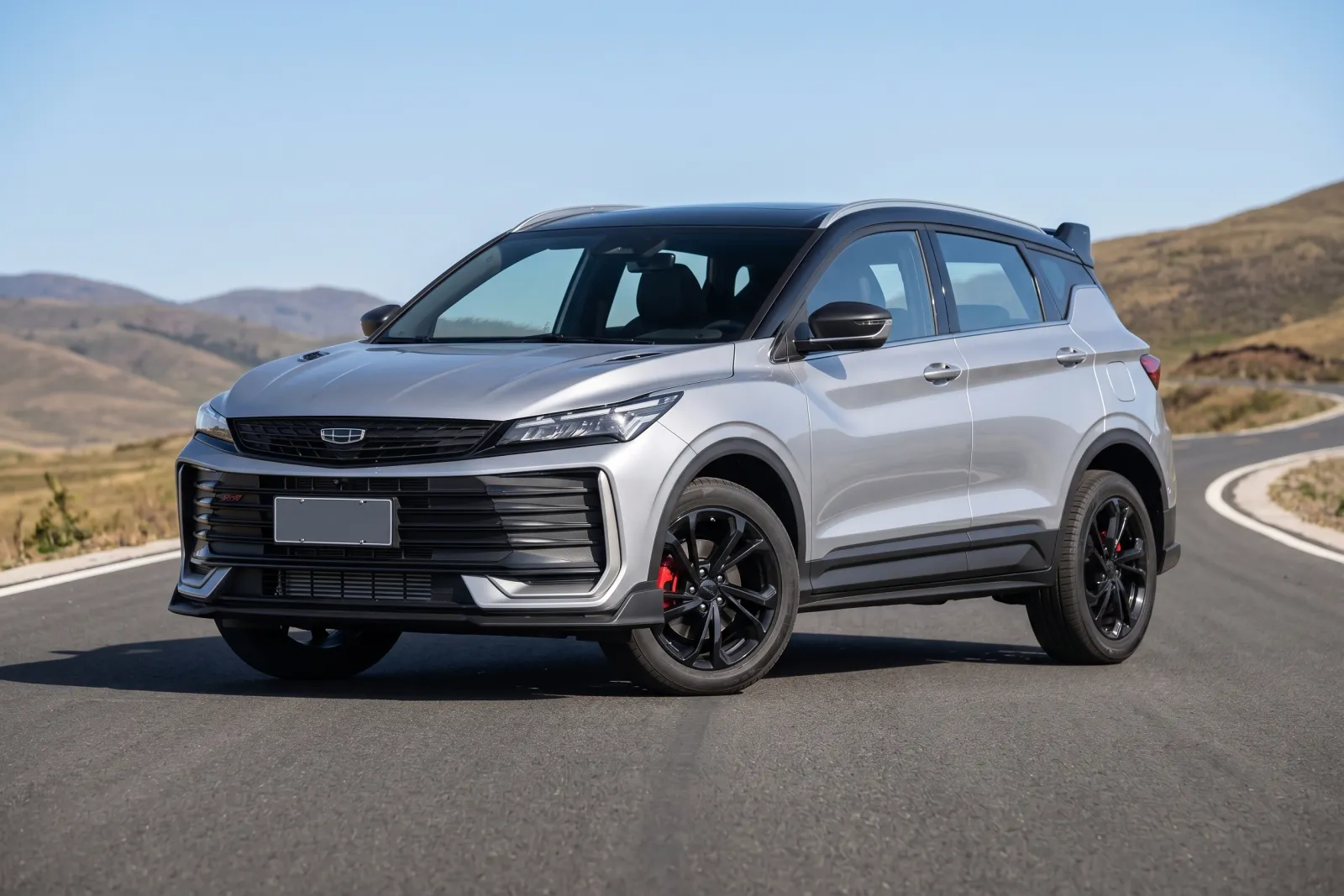 GEELY COOLRAY BATTLE avec malle